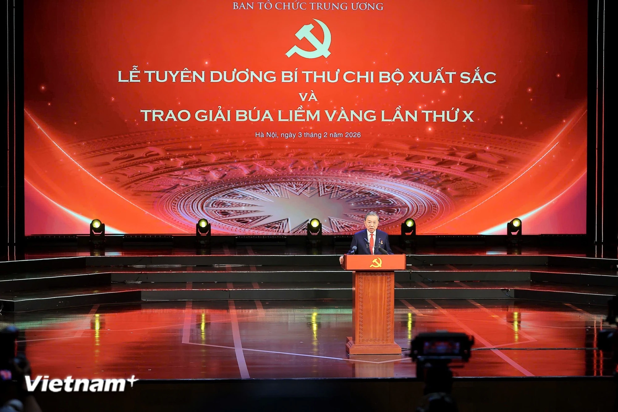 Tổng Bí thư Tô Lâm chỉ đạo tại Giải thưởng Búa liềm Vàng lần X năm 2025.