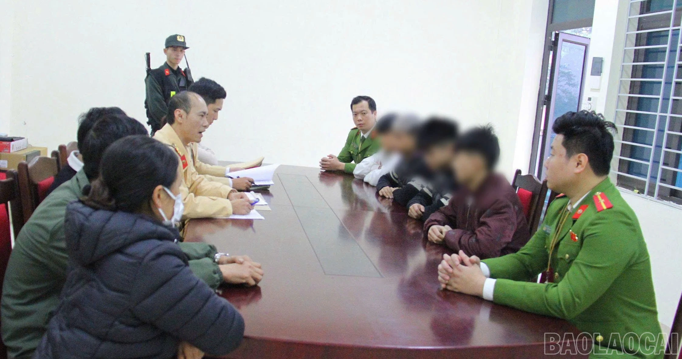 baolaocai-br_co-quan-chuc-nang-lam-viec-voi-cac-em-hoc-sinh-vi-pham-va-gia-dinh.jpg