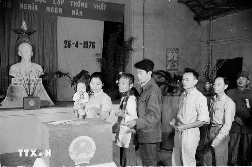 ttxvn-dang-lanh-dao-tien-hanh-ca.jpg