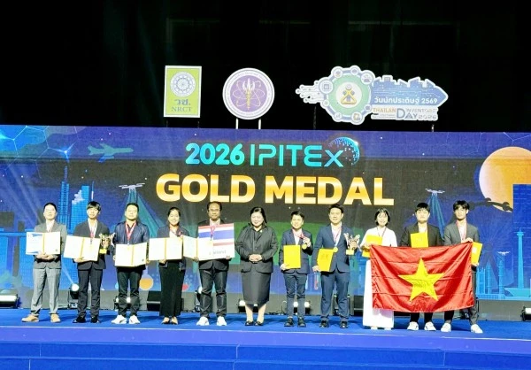 Đoàn học sinh Việt Nam đạt thành tích ấn tượng tại Cuộc thi IPITEx 2026.