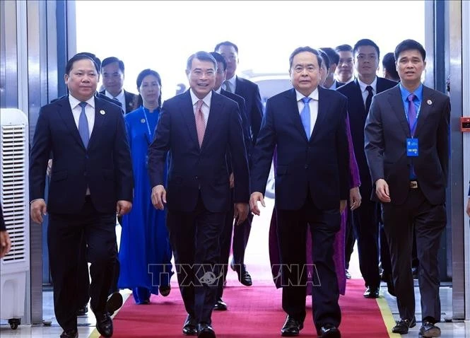 Thủ tướng Lê Minh Hưng và Chủ tịch Quốc hội Trần Thanh Mẫn đến dự Đại hội.