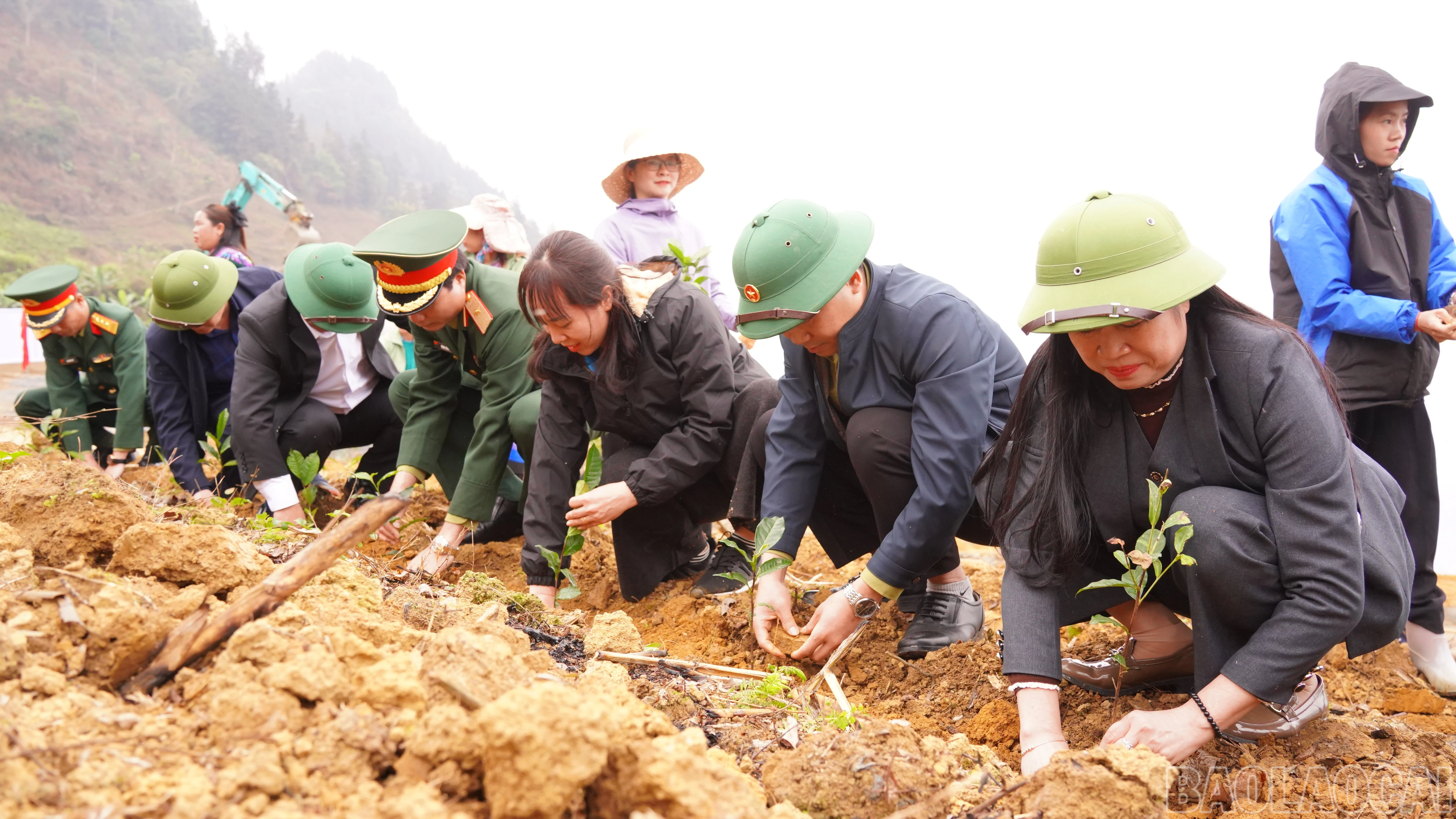 baolaocai-br_dai-bieu-tinh-xa-muong-khuong-trong-che.jpg