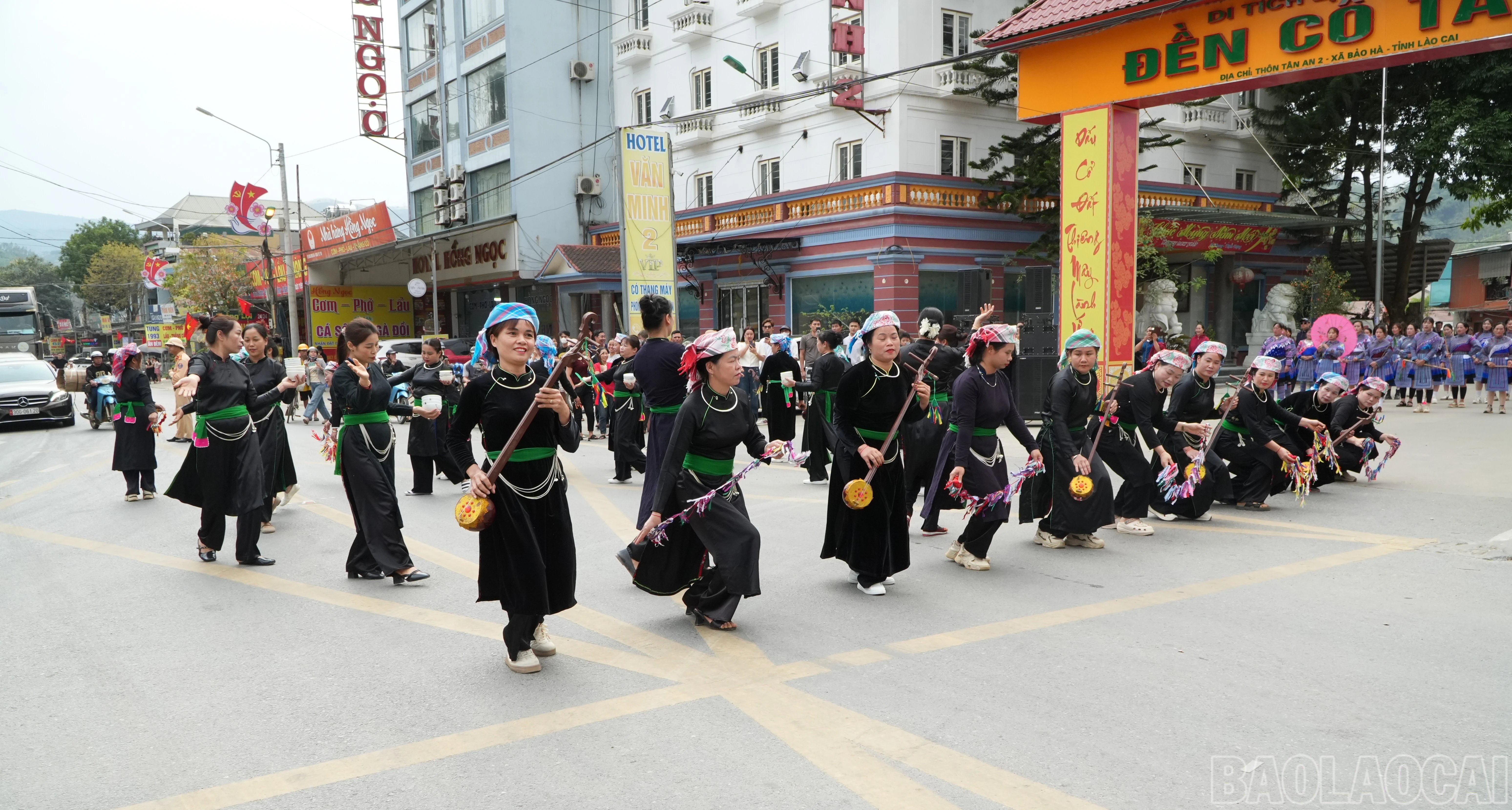 baolaocai-br_khoi-dan-toc-tay-trinh-dien-van-hoa.jpg