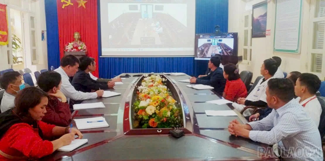 baolaocai-br_cac-dai-bieu-tham-du-tai-diem-cau-trung-tam-y-te-khu-vuc-bac-ha.jpg