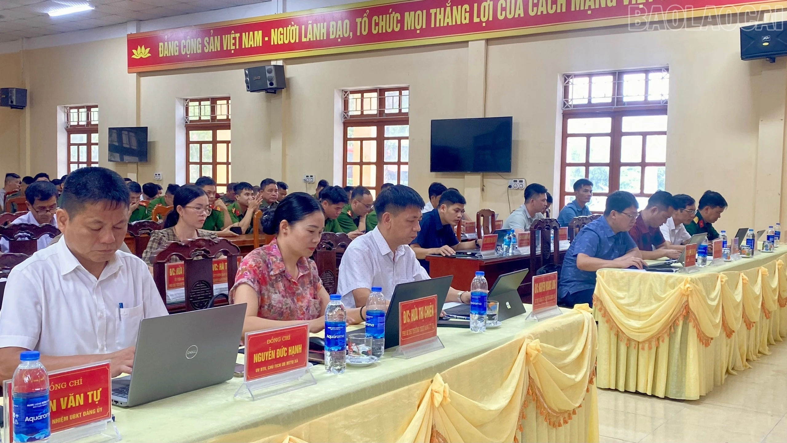 baolaocai-tr_cac-dai-bieu-du-ngay-hoi-5.jpg