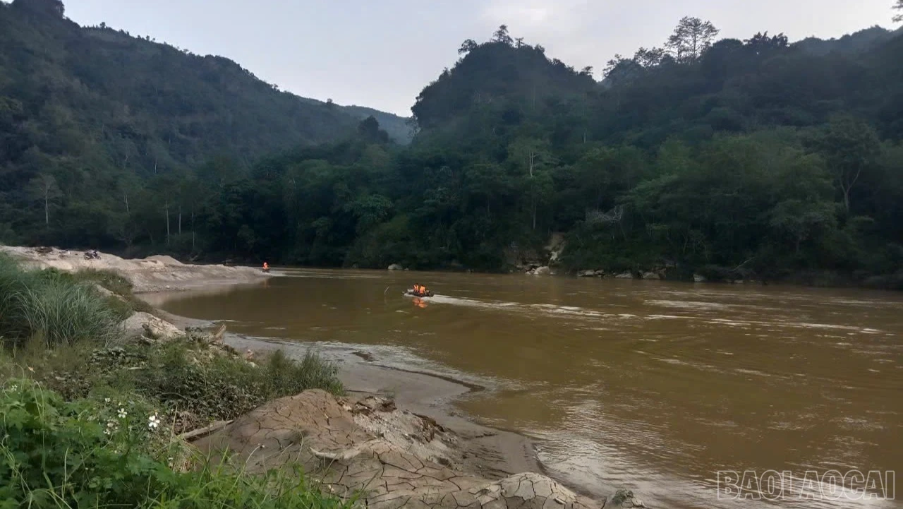 baolaocai-br_z7860357078872-e0cc24277c7c90b365b5403e8cb90f6f-639.jpg