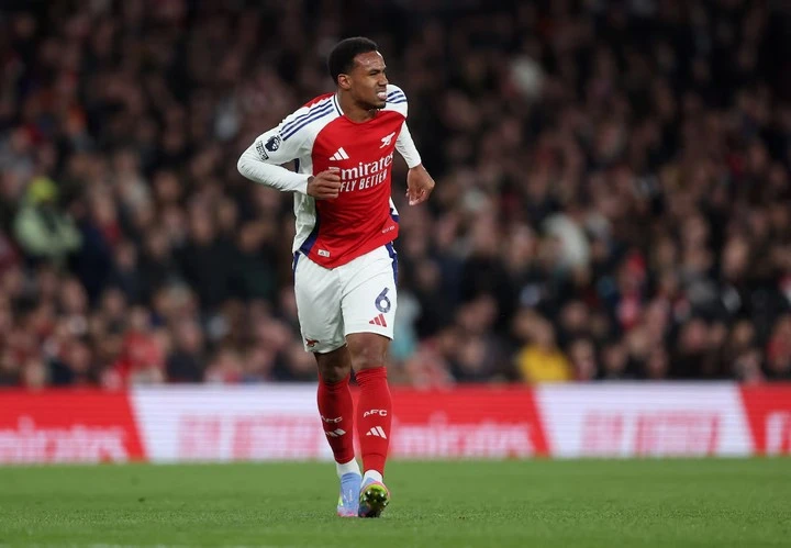 Gabriel giúp Arsenal phá dớp trên sân St James’ Park.
