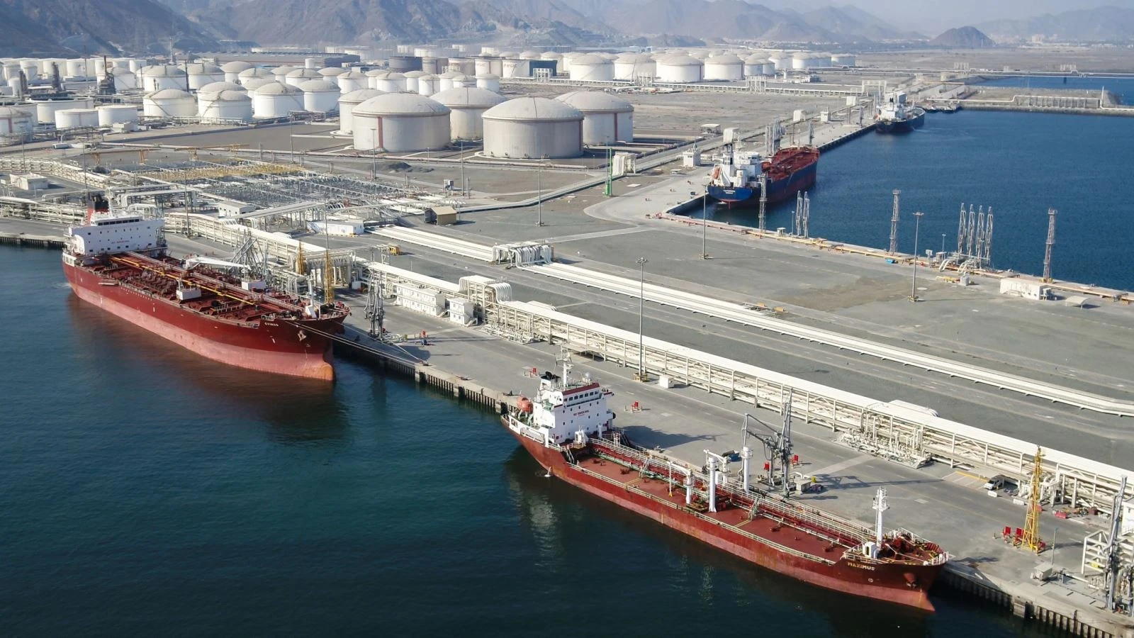 Toàn cảnh cảng Fujairah.