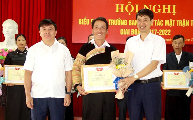 Yên Bái biểu dương 50 trưởng ban công tác mặt trận tiêu biểu giai đoạn 2017 - 2022 ảnh 1