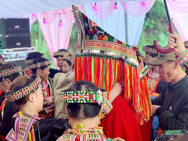 Đặc sắc đám cưới người Dao đỏ ở Khai Trung ảnh 6