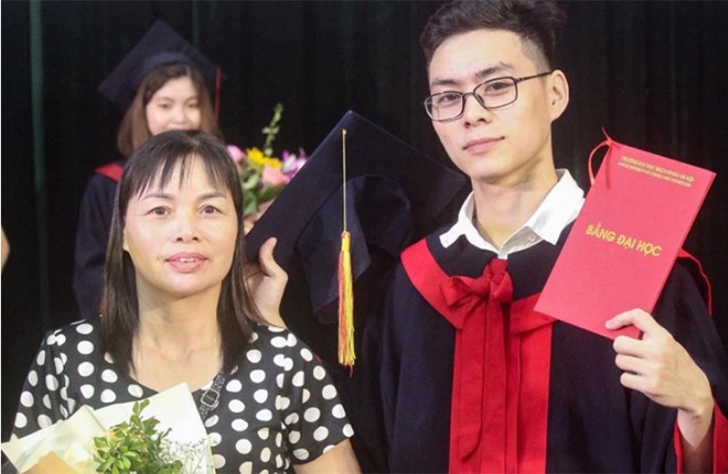 Từ "soái ca" Đại học Bách khoa trở thành thầy giáo nổi tiếng mạng xã hội ảnh 3 Từ "soái ca" Đại học Bách khoa trở thành thầy giáo nổi tiếng mạng xã hội ảnh 3