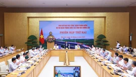Thủ tướng yêu cầu huy động tối đa nguồn lực cho các dự án đường sắt