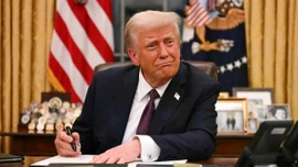 Tổng thống Trump tuyên bố tăng gấp đôi mức thuế đối với thép nhập khẩu