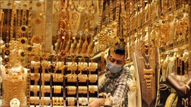 Giá vàng và bạc thế giới tiếp tục lập kỷ lục mới