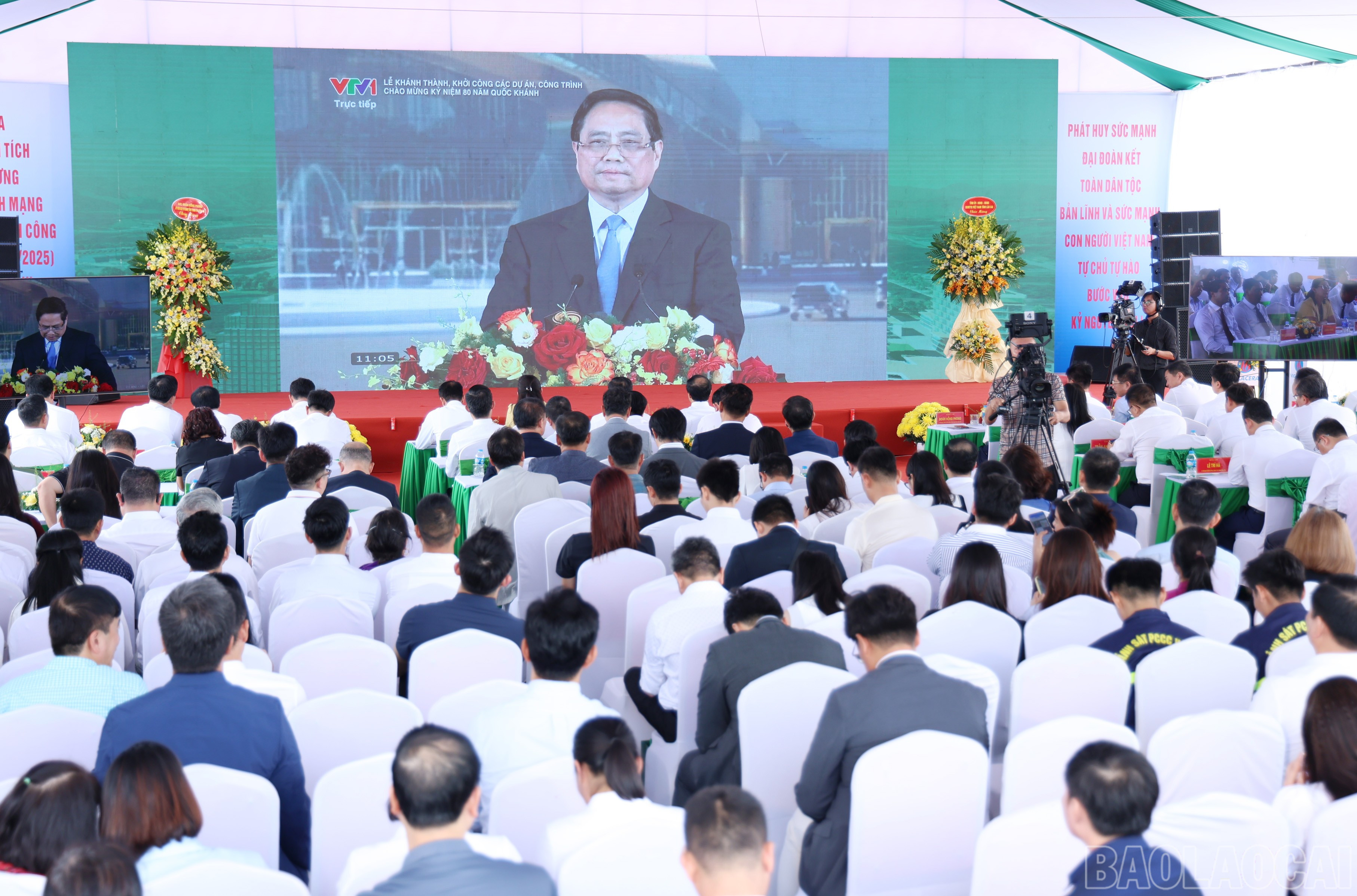 Thủ tướng Chính phủ Phạm Minh Chính phát biểu tại Lễ khánh thành, khởi công các dự án tại điểm cầu của Trung ương. baolaocai-br_img-9782.jpg