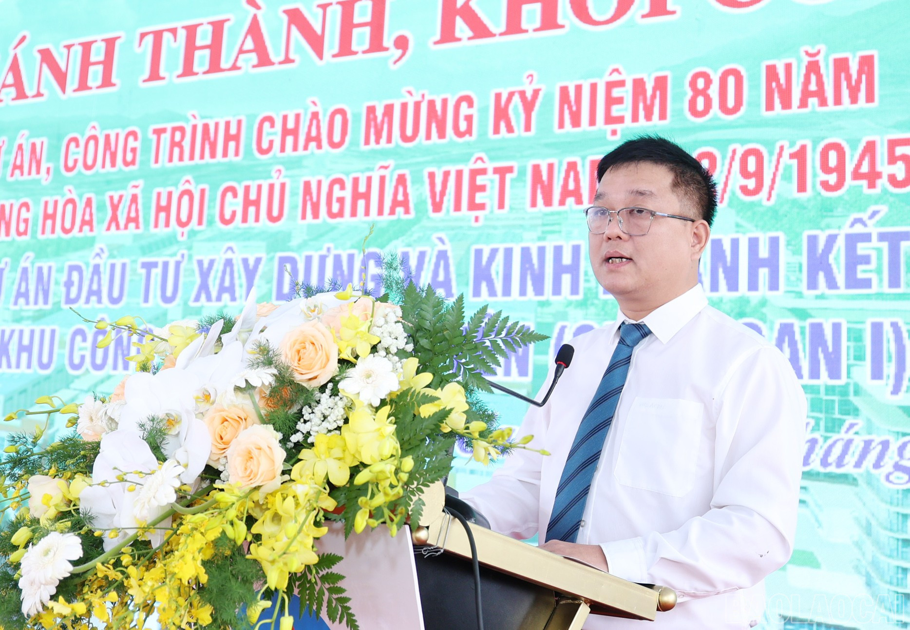 Ông Trần Anh Tuấn, Giám đốc Ban Quản lý các dự án đầu tư xây dựng Viglacera phát biểu tại lễ khởi công. baolaocai-br_img-9686.jpg