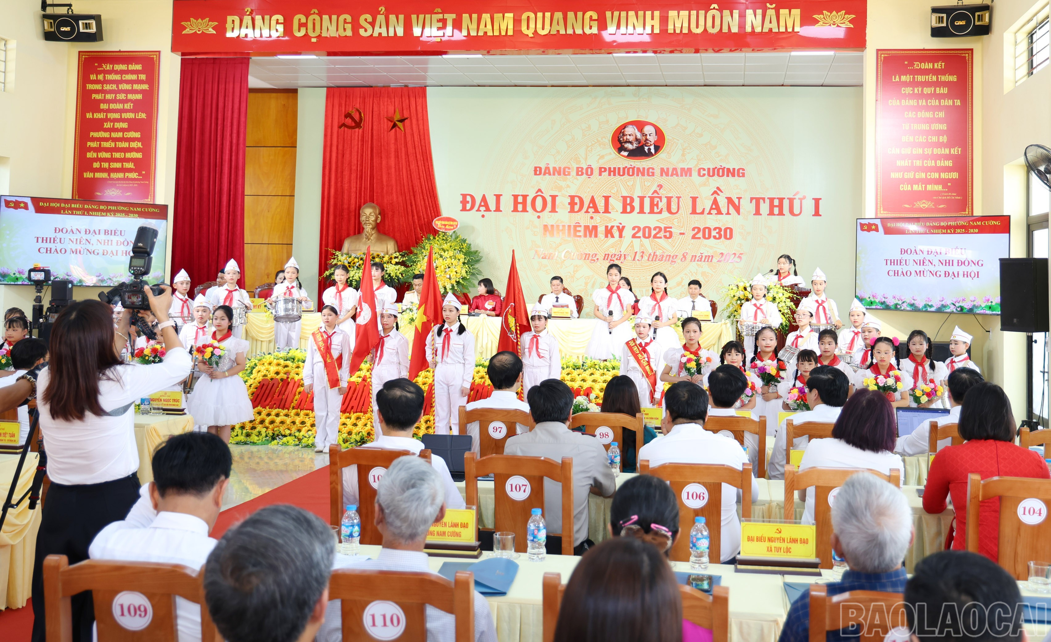 Quang cảnh đại hội. baolaocai-br_img-9078.jpg