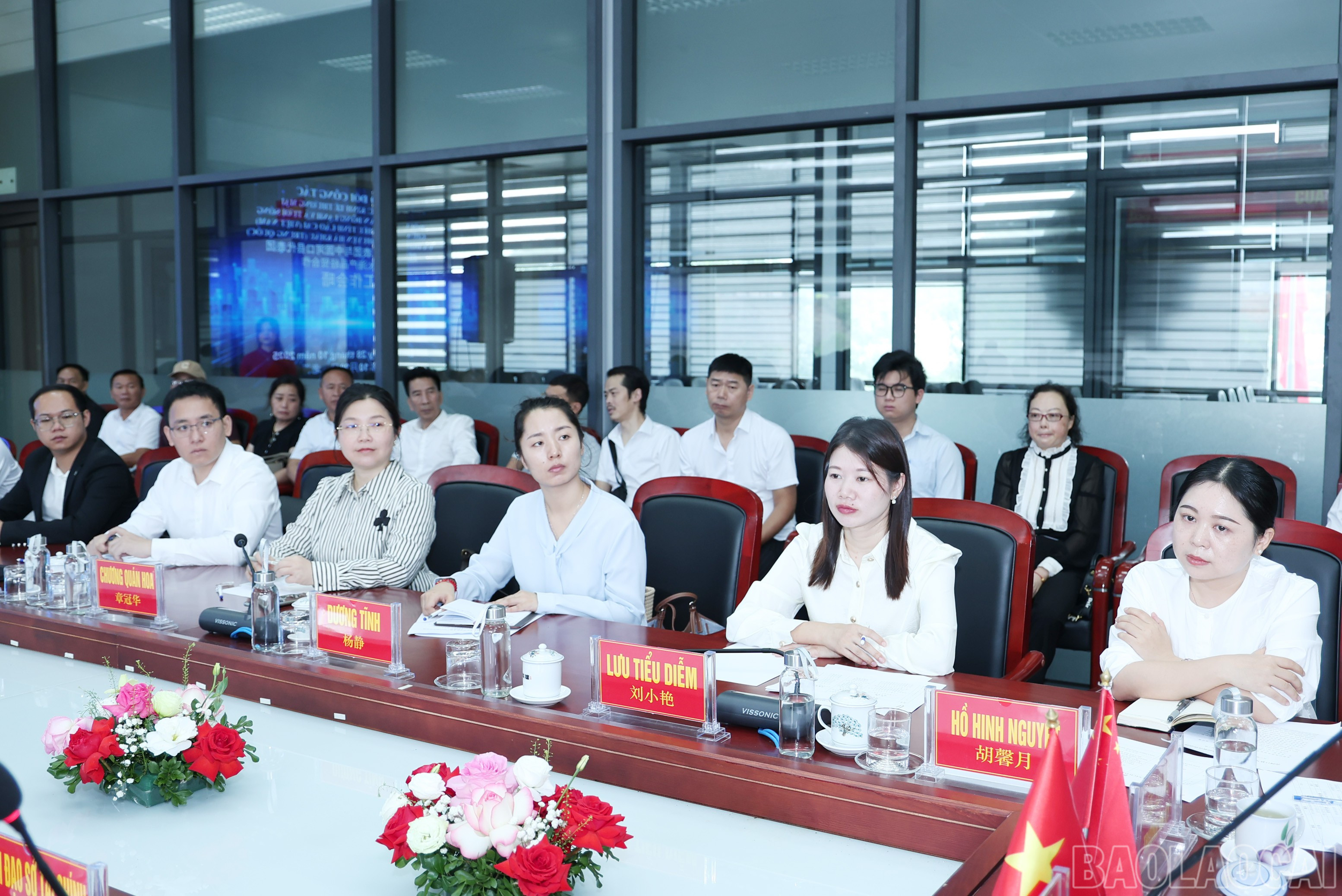 Đại biểu dự buổi làm việc. baolaocai-br_img-9789.jpg