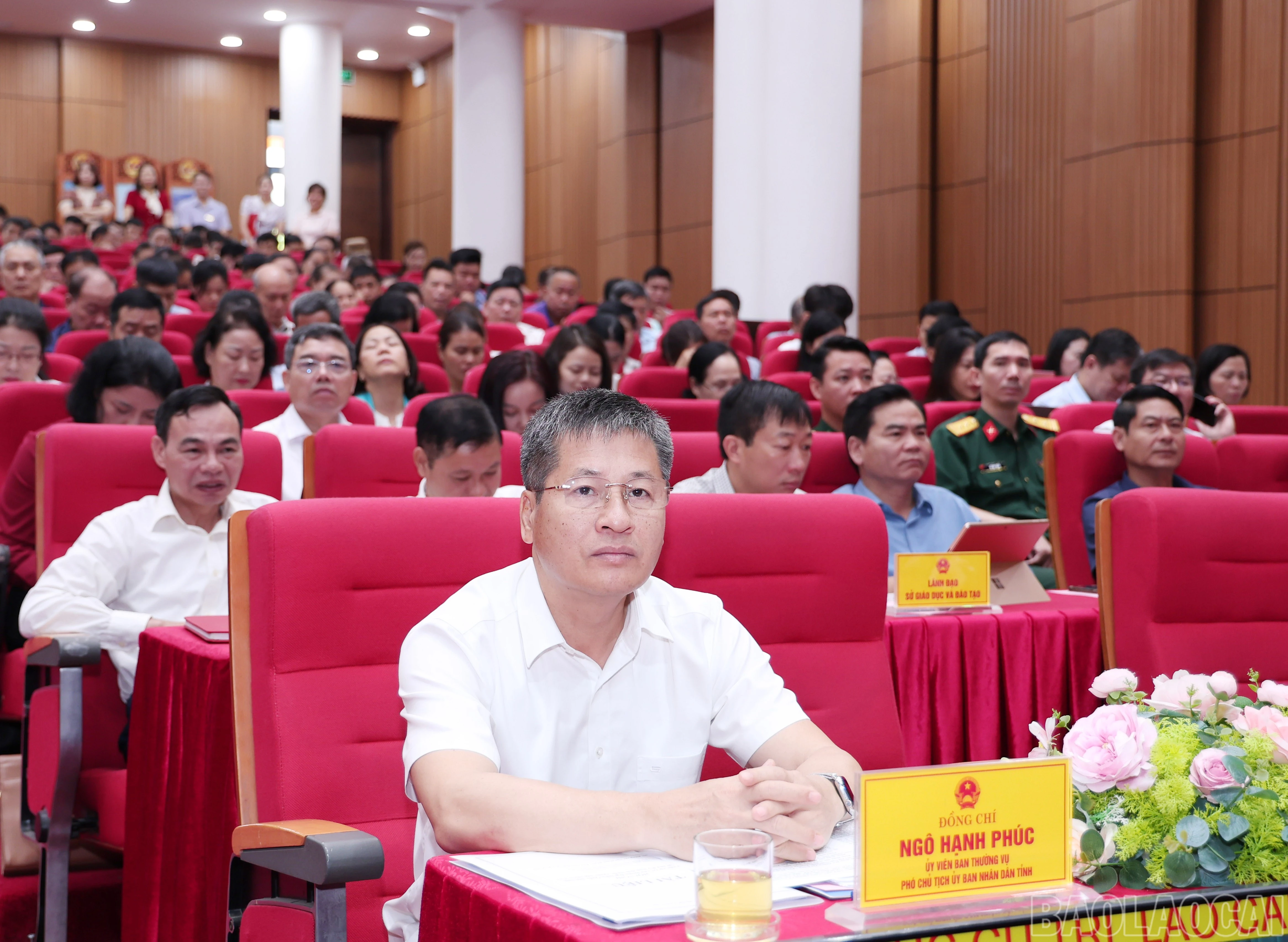 Đồng chí Ngô Hạnh Phúc - Ủy viên Ban Thường vụ Tỉnh ủy, Phó Chủ tịch Thường trực UBND tỉnh dự hội nghị.