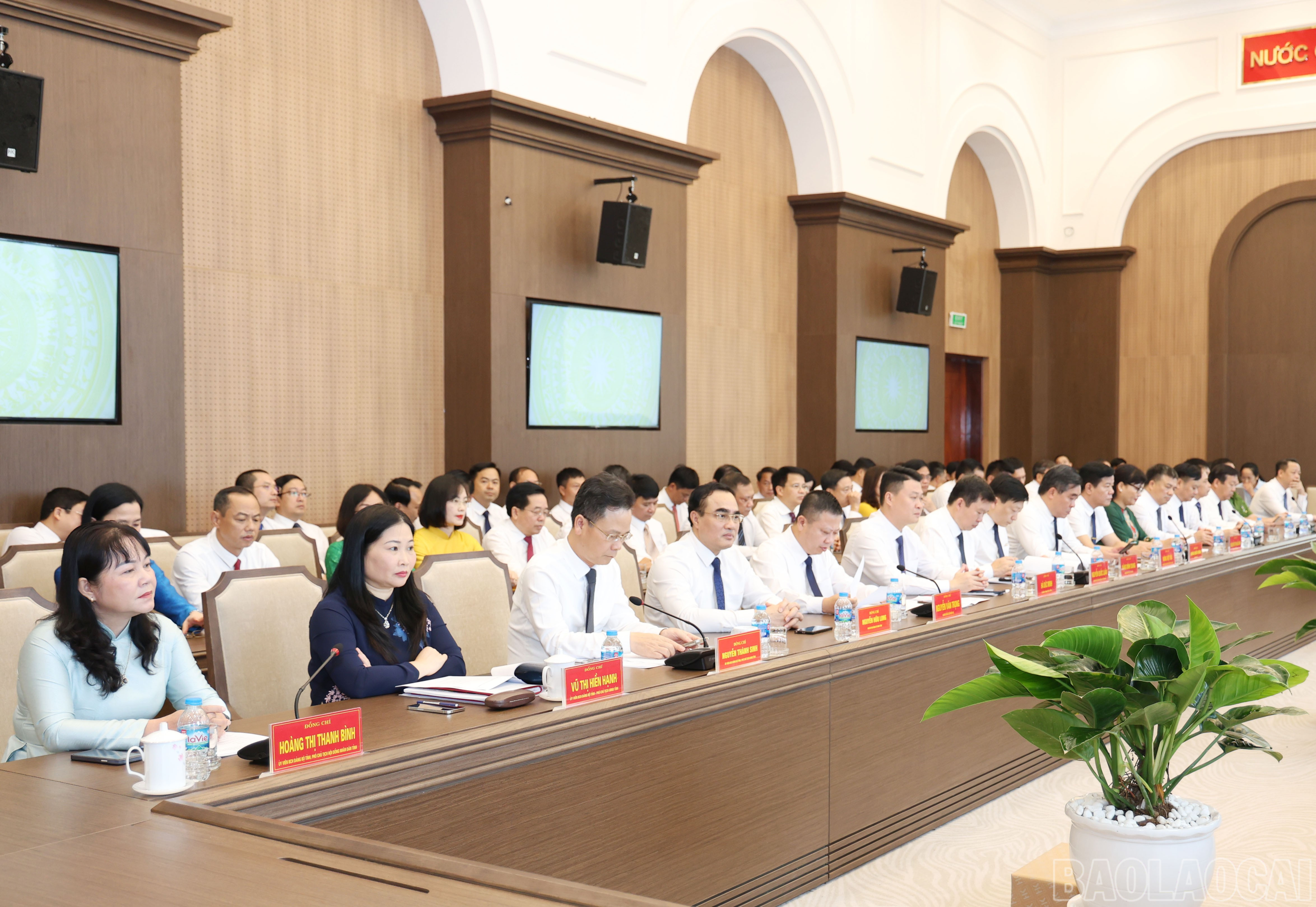 Đại biểu dự hội nghị. baolaocai-br_6356.jpg