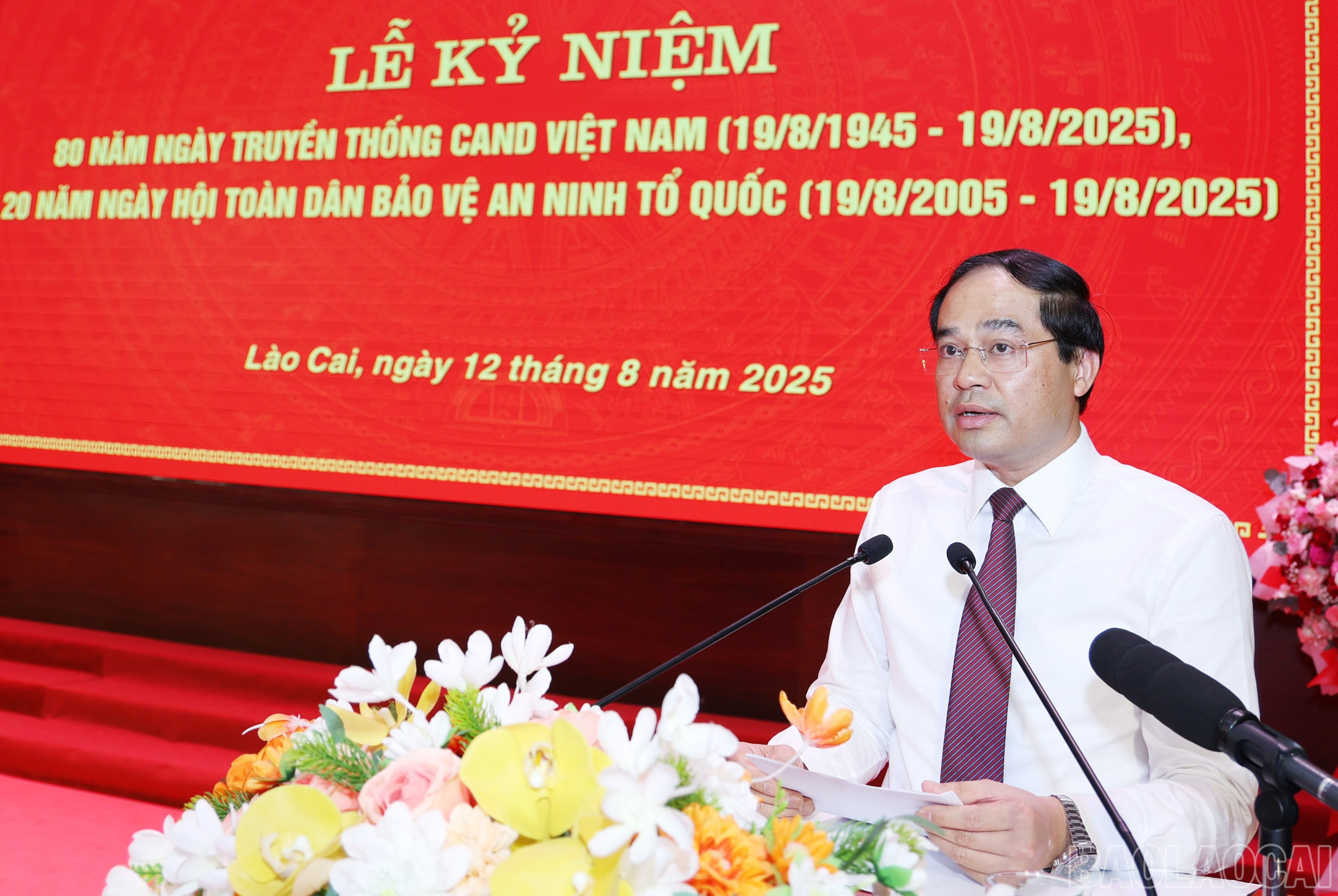 Đồng chí Trịnh Xuân Trường, Bí thư Tỉnh uỷ, Chủ tịch HĐND tỉnh phát biểu tại lễ kỷ niệm. baolaocai-br_img-8923-981.jpg