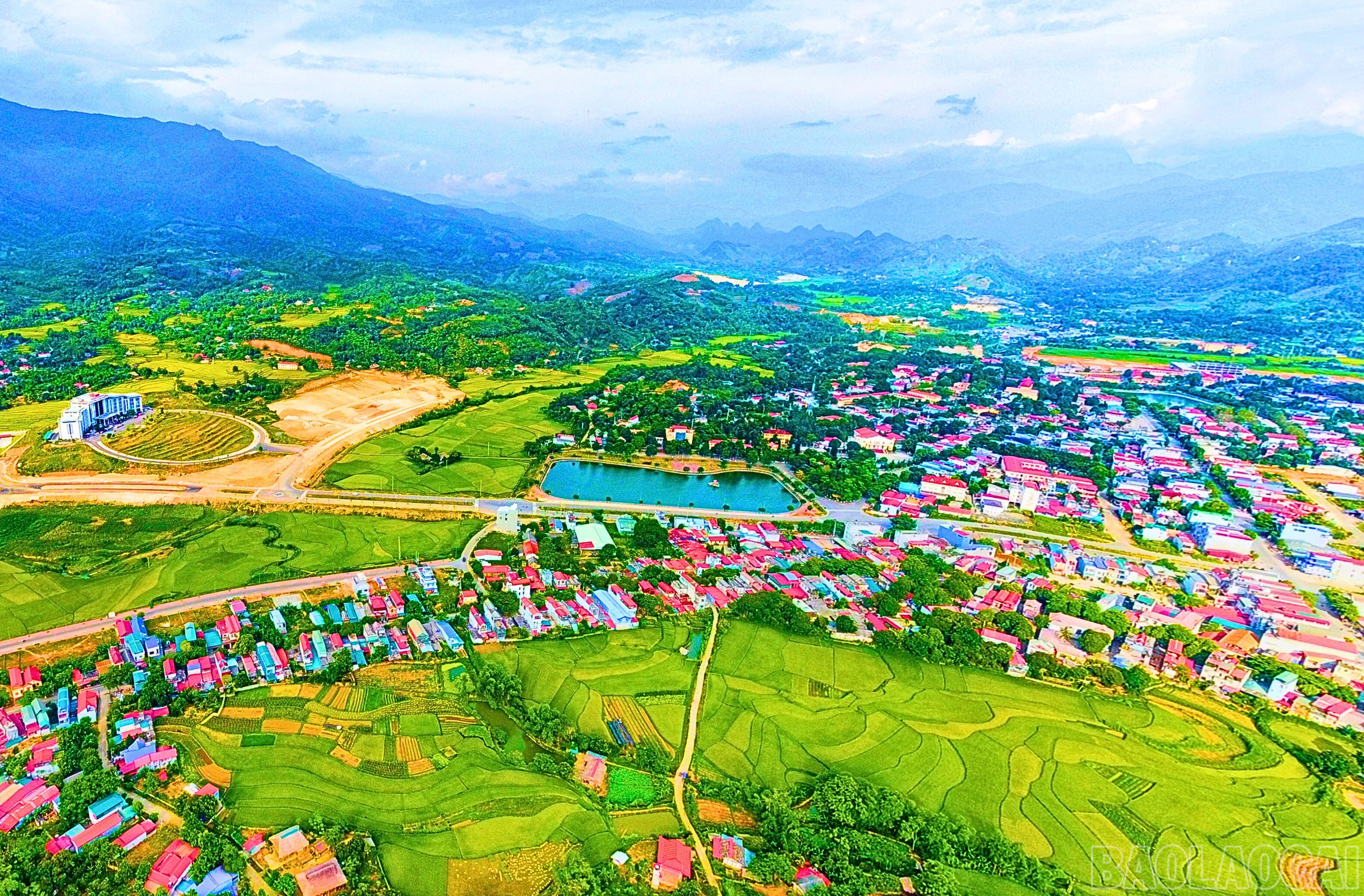 Vóc dáng xã Văn Bàn hôm nay. baolaocai-br_1112.jpg