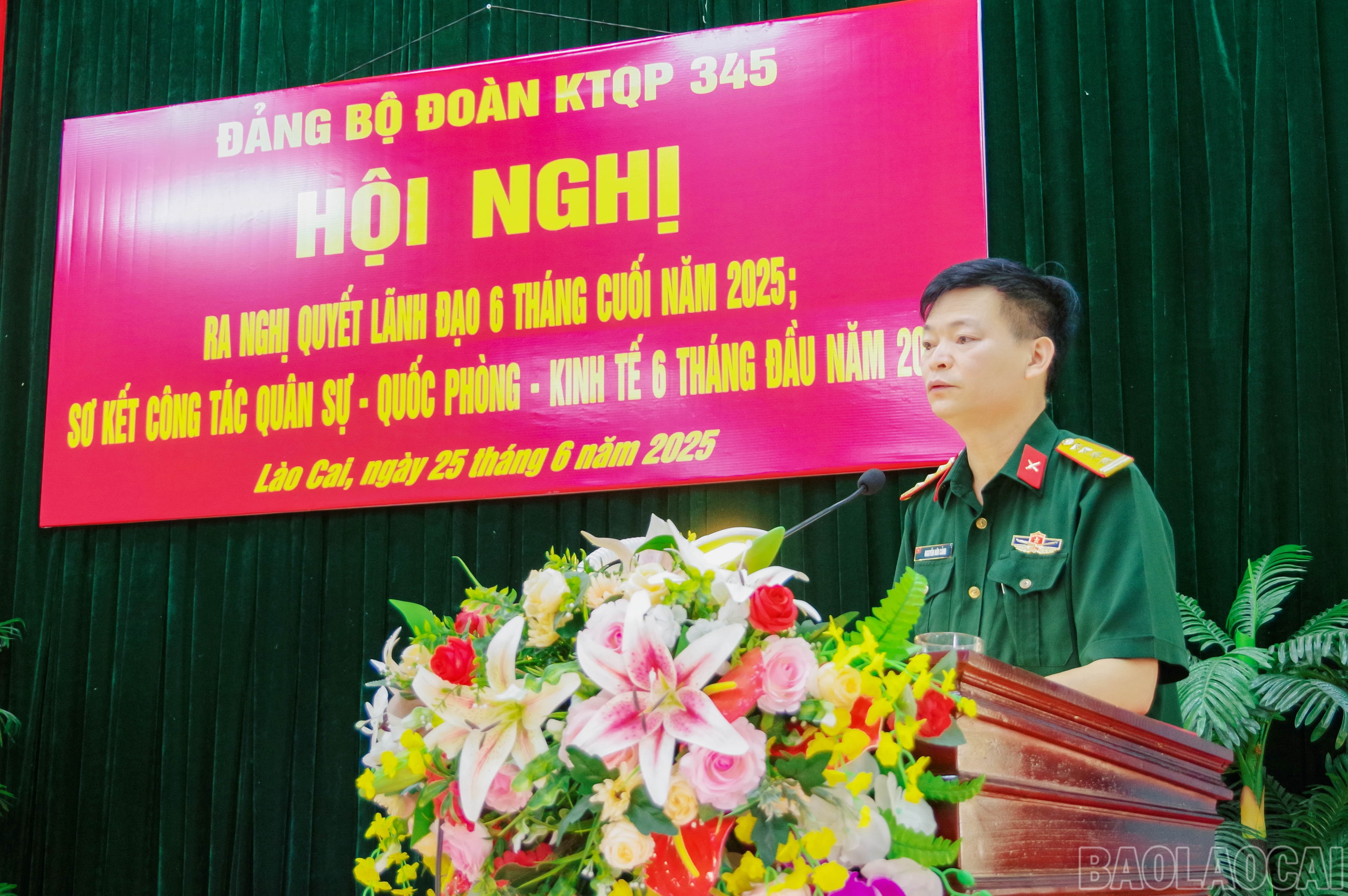 Đại biểu phát biểu tại hội nghị. baolaocai-br_11.jpg