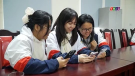 Nâng cao ý thức tự bảo vệ của học sinh nữ trong môi trường học đường