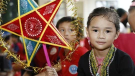 Vui trung thu "Biên cương - Đêm hội trăng rằm"