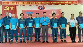 Liên đoàn Lao động tỉnh Lào Cai thăm, làm việc với các doanh nghiệp 