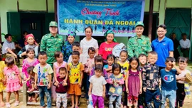Đồn Biên phòng Trịnh Tường tổ chức chương trình “Hành quân dã ngoại làm công tác dân vận"