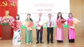 Đảng ủy phường Lào Cai công bố quyết định về sắp xếp tổ chức bộ máy