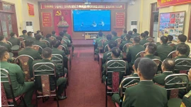 Ban Chỉ huy Bộ đội Biên phòng tỉnh tổ chức xem Chương trình truyền hình trực tiếp Lễ kỷ niệm 80 năm Quốc khánh