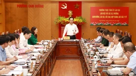 Mỗi người và cả tập thể cùng cố gắng, việc khó đến đâu cũng sẽ được giải quyết