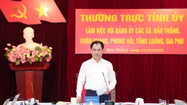 Bí thư Tỉnh ủy Trịnh Việt Hùng làm việc với một số xã phía Bắc về phát triển kinh tế - xã hội