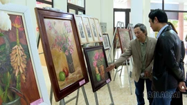 Lào Cai khai mạc Triển lãm mỹ thuật “Sắc hoa xuân”