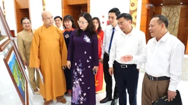 Triển lãm ảnh nghệ thuật với chủ đề “đất và người Lào Cai”