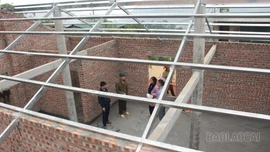 Trạm Tấu nỗ lực để người dân an cư đón tết