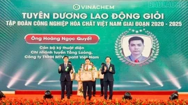 Những “người truyền lửa” - cống hiến vì cộng đồng