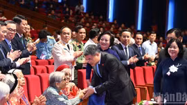 Thủ tướng Lê Minh Hưng dự Hội nghị Tri ân người có công với cách mạng toàn quốc năm 2026