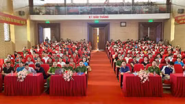 Các cơ sở tại Bảo Thắng ký cam kết lắp đặt thiết bị truyền tin báo cháy theo lộ trình của tỉnh