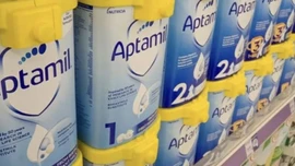 Mở rộng chiến dịch thu hồi sữa công thức nhiễm độc tố tại nhiều quốc gia châu Âu