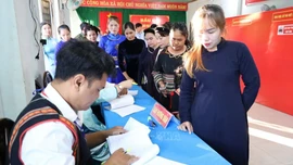 Phê duyệt Đề án Phát triển đội ngũ cán bộ, công chức, viên chức, người dân tộc thiểu số trong cơ quan nhà nước