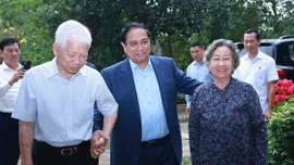 Thủ tướng Phạm Minh Chính thăm, chúc Tết nguyên lãnh đạo Đảng, Nhà nước và dâng hương các cố lãnh đạo Đảng, Nhà nước