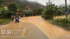 Lũ trên các sông ở Lào Cai lên cao, cảnh báo ngập lụt và lũ quét
