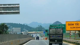 Từ 22h ngày 2/3: Bắt đầu thu phí 5 tuyến cao tốc Bắc-Nam do Nhà nước đầu tư