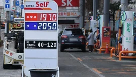 Nhiều nước xoay xở trước bão giá năng lượng