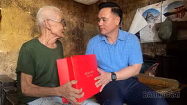 (Tin ghép) Lào Cai: Các địa phương tổ chức nhiều hoạt động tri ân nhân kỷ niệm 79 năm Ngày Thương binh - Liệt sĩ