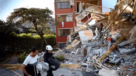 Quốc tế tăng viện trợ khi Colombia chạy đua cứu người sau động đất