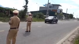 Chạy 91 km/h trên đoạn đường 50 km/h, tài xế ở Lào Cai bị lập biên bản 3 lỗi vi phạm